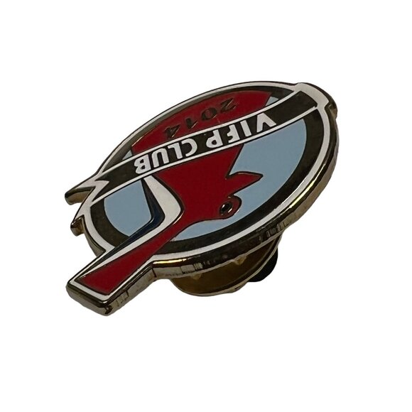 Carnival Cruise Lines Pin VIFP Loyalty Club Enamel Travel Souvenir 2014 - Picture 7 of 7